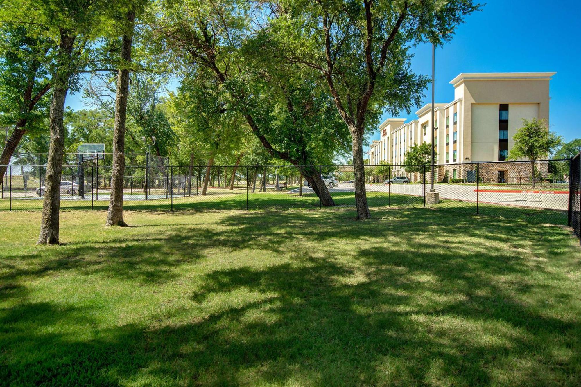 Hampton Inn & Suites Dallas/Plano-East Dış mekan fotoğraf